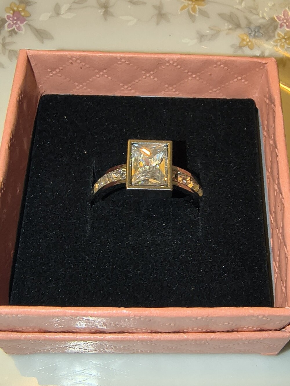 Big Princess Cut Crystal & glass Engagement Ring Silver Plated With Pink Box